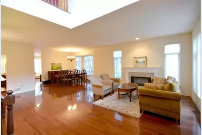 4270 Linden Tree Lane, Glenview, IL 60026 - Photo 3