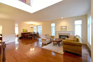 4270 Linden Tree Ln, Glenview, IL 60026 - Photo 3