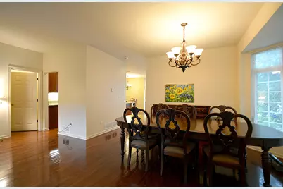 4270 Linden Tree Lane, Glenview, IL 60026 - Photo 5
