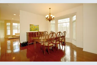 4270 Linden Tree Lane, Glenview, IL 60026 - Photo 7