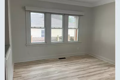 618 E 12th Street, Lockport, IL 60441 - Photo 9