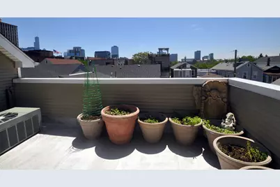 718 N Willard Court #2, Chicago, IL 60642 - Photo 23