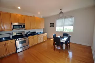 718 N Willard Ct, Chicago, IL 60642 - Photo 3