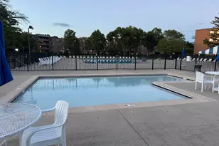 263 S Clubhouse Dr, Palatine, IL 60074 - Photo 19