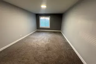263 S Clubhouse Dr, Palatine, IL 60074 - Photo 9