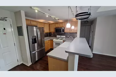1111 Burlington Avenue #402, Lisle, IL 60532 - Photo 9
