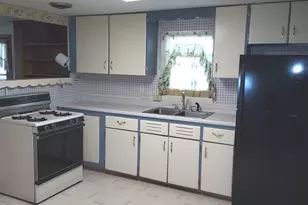 226 N Illinois St, Atwood, IL 61913 - Photo 13