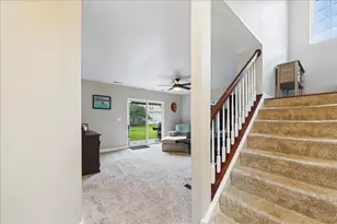 2727 Cameron Ct, Darien, IL 60561 - Photo 17