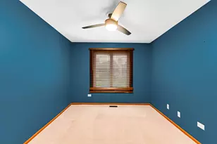 9350 Windsor Pkwy, Tinley Park, IL 60487 - Photo 13