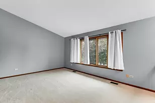 9350 Windsor Pkwy, Tinley Park, IL 60487 - Photo 3