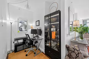 1235 S Prairie Ave, Chicago, IL 60605 - Photo 15