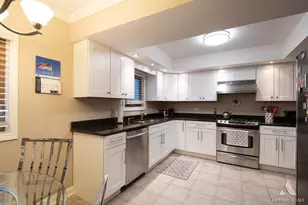 9839 Natoma Ave, Chicago Ridge, IL 60415 - Photo 7