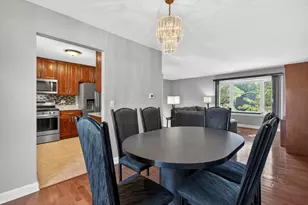 802 Prairie Ave, Bartlett, IL 60103 - Photo 5