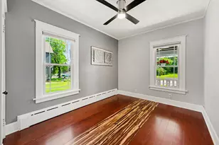 1328 Benton St, Crete, IL 60417 - Photo 19