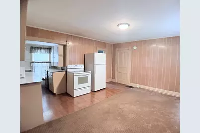 205 E Pease Street, Heyworth, IL 61745 - Photo 3