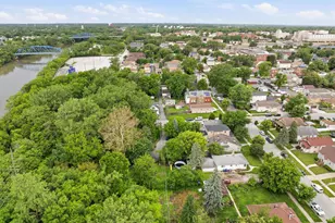 2017 Grove St, Blue Island, IL 60406 - Photo 15
