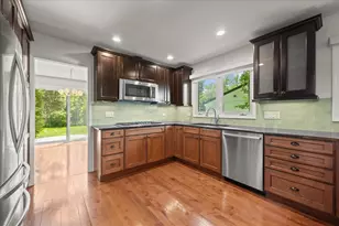 319 Hastings Ave, Highland Park, IL 60035 - Photo 7