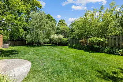 319 Hastings Avenue, Highland Park, IL 60035 - Photo 21