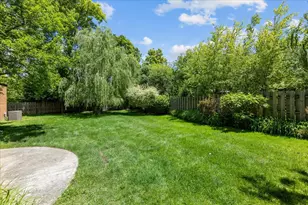 319 Hastings Ave, Highland Park, IL 60035 - Photo 21