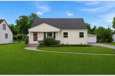 832 N Prater Avenue, Melrose Park, IL 60164 - Photo 1
