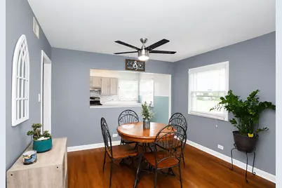 832 N Prater Avenue, Melrose Park, IL 60164 - Photo 5