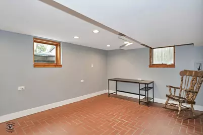 [Address not provided], Worth, IL 60482 - Photo 17