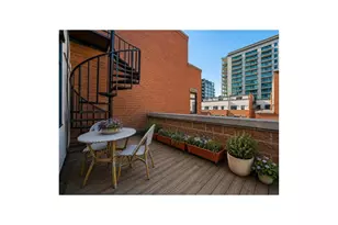 344 W Huron St, Chicago, IL 60654 - Photo 27