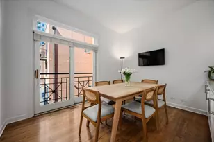 344 W Huron St, Chicago, IL 60654 - Photo 11