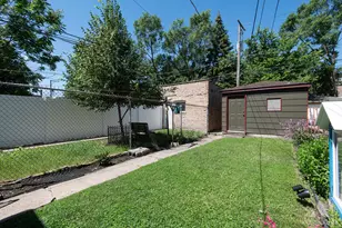 11220 S Langley Ave, Chicago, IL 60628 - Photo 25