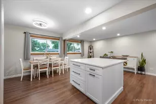 645 Morton St, Hoffman Estates, IL 60169 - Photo 11