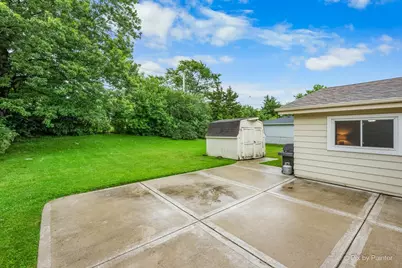645 Morton Street, Hoffman Estates, IL 60169 - Photo 3