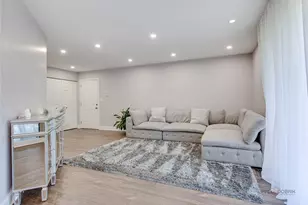 1257 Rosewood Ct, Schaumburg, IL 60193 - Photo 5