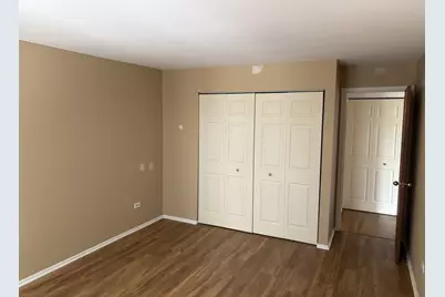2424 E Oakton Street #4F, Arlington Heights, IL 60004 - Photo 19