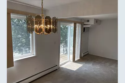 2424 E Oakton Street #4F, Arlington Heights, IL 60004 - Photo 11