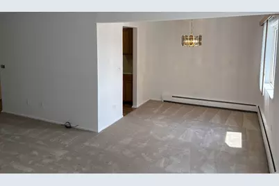 2424 E Oakton Street #4F, Arlington Heights, IL 60004 - Photo 15