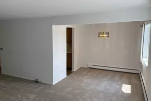 2424 E Oakton St, Arlington Heights, IL 60004 - Photo 15