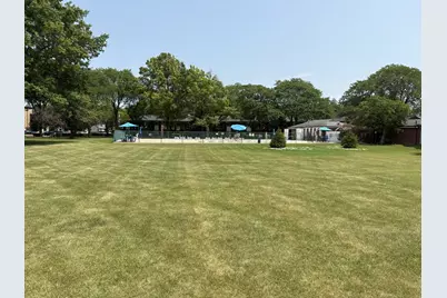 2424 E Oakton Street #4F, Arlington Heights, IL 60004 - Photo 31