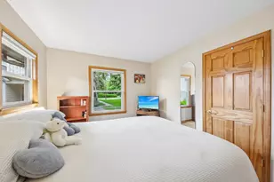 109 Weaver Dr, Cary, IL 60013 - Photo 15