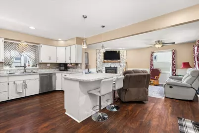 205 W Dakota Street, Spring Valley, IL 61362 - Photo 7