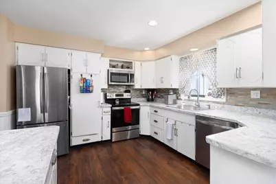 205 W Dakota Street, Spring Valley, IL 61362 - Photo 9