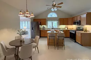 281 Governors Ln, Elgin, IL 60123 - Photo 7