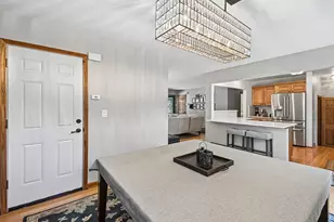 107 W Orchard Pl, Mount Prospect, IL 60056 - Photo 7