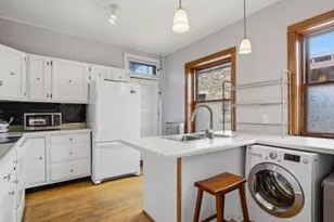 1446 E 56th St, Chicago, IL 60637 - Photo 3