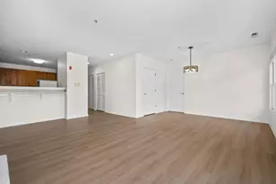 9440 S 51st Ave, Oak Lawn, IL 60453 - Photo 5