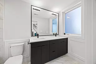 3901 S Lake Park Ave, Chicago, IL 60653 - Photo 15