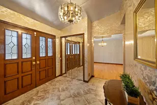 3720 Liberty Ln, Glenview, IL 60025 - Photo 3