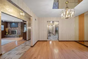 3720 Liberty Ln, Glenview, IL 60025 - Photo 5