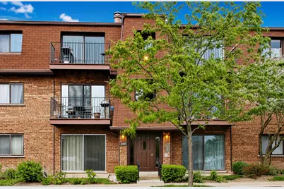 600 Cobblestone Circle #F, Glenview, IL 60025 - Photo 1