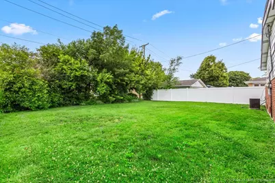 10262 S 52nd Avenue, Oak Lawn, IL 60453 - Photo 23