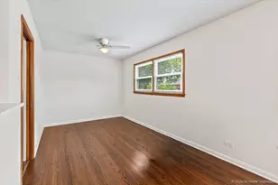 10262 S 52nd Ave, Oak Lawn, IL 60453 - Photo 9